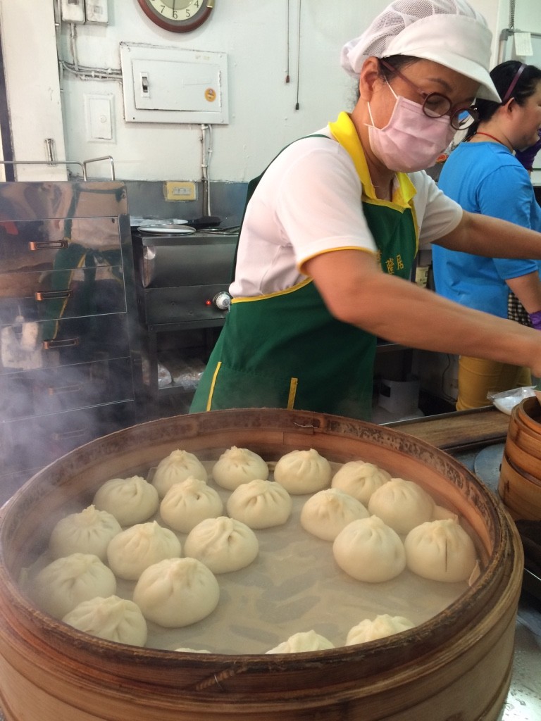 Delicious steamed buns (15 NT = $0.60 CAD). These trays were cleared quickly, most people ordered 10 buns at a time.