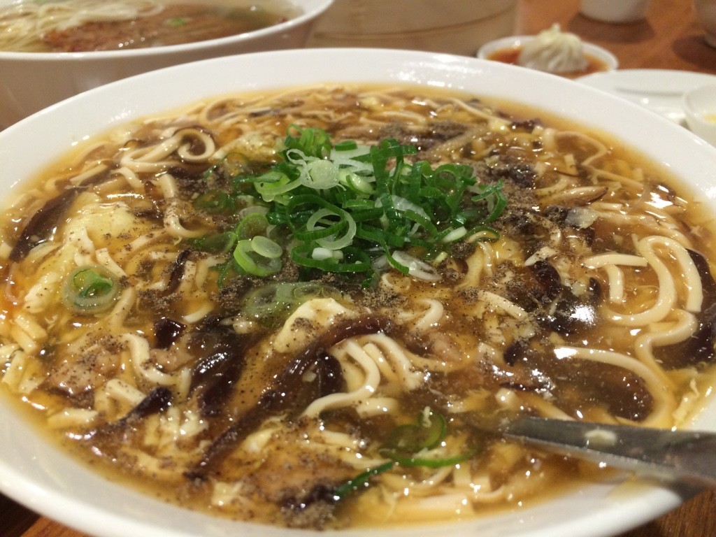 Hot and sour soup - medium (140 NT = $5.60 CAD) 