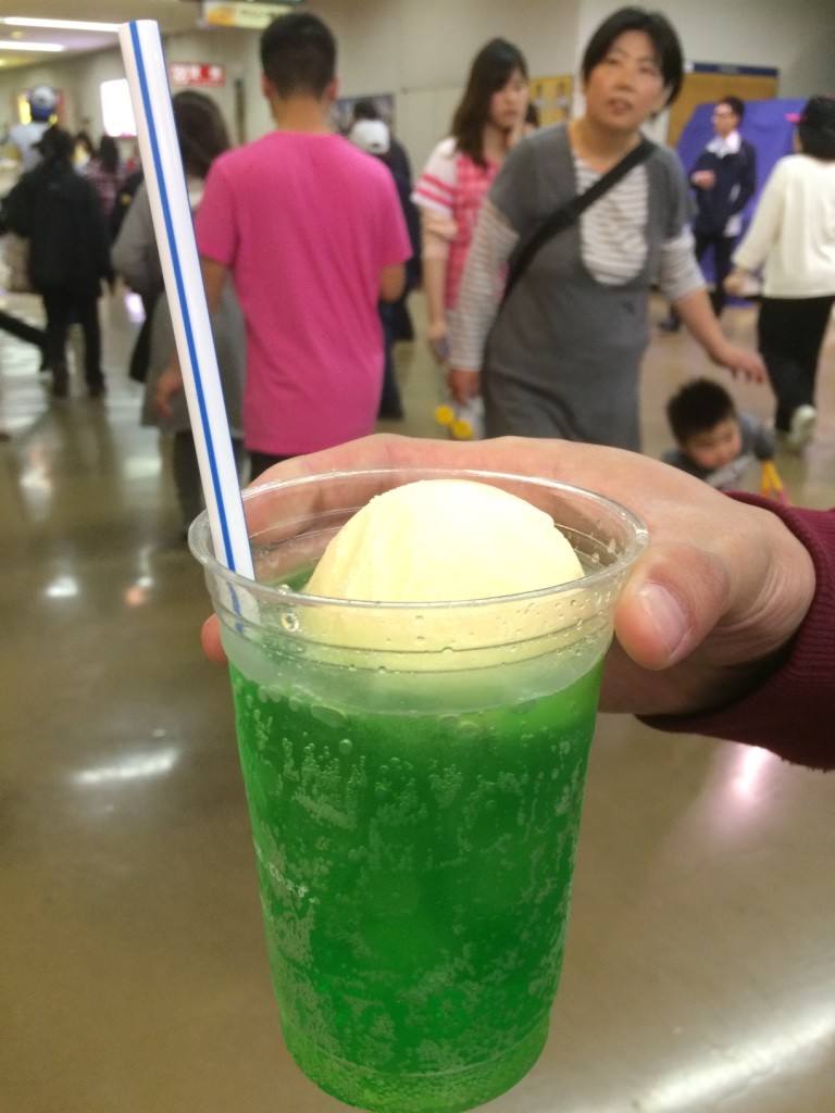 Melon soda with a scoop of vanilla ice cream. They have this at Guu Garden in Vancouver too! (450 JPY = $5.40 CAD)
